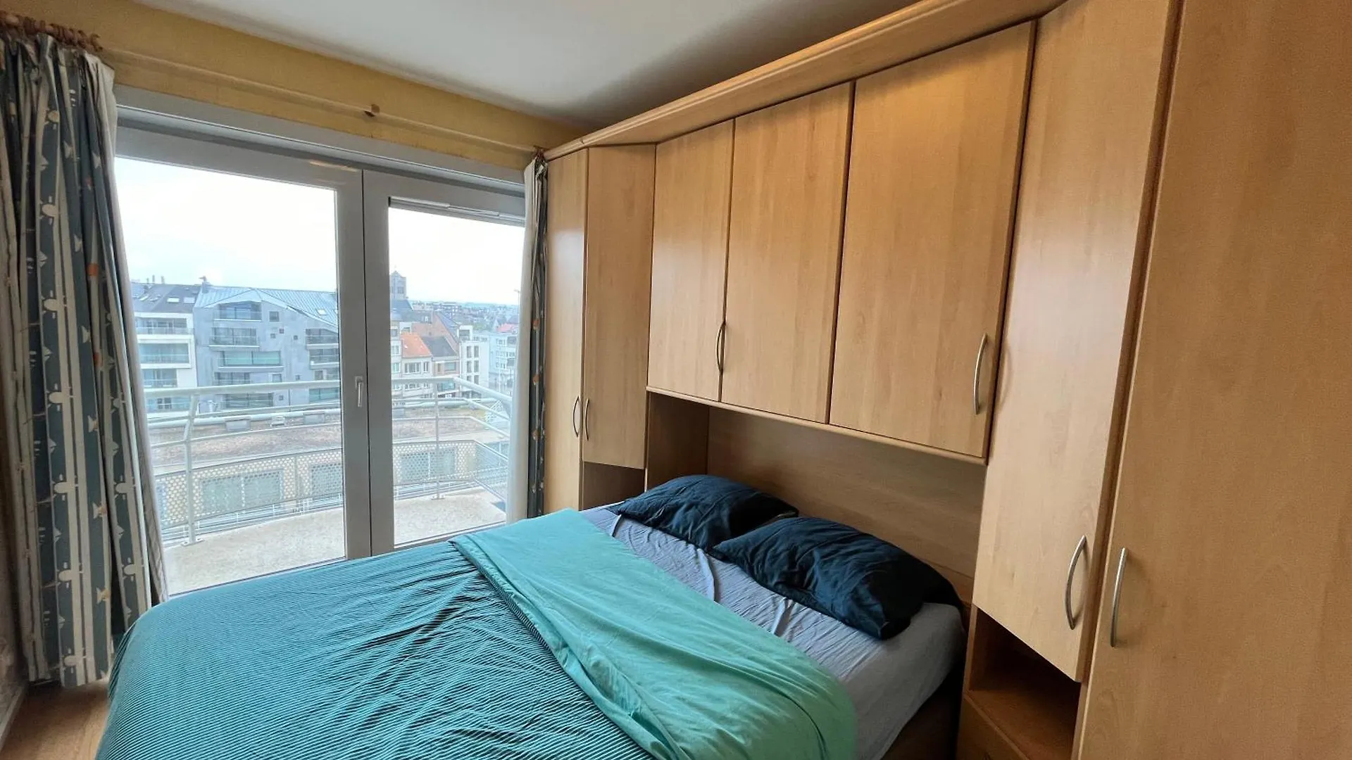 Zeezicht V - 1 Bedroom Apartment With Frontal Seaview T50 Ostend 0*,  Belgium